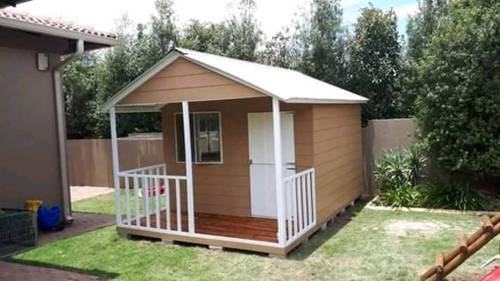 nutec-wendy-house-medium-overlap-painted-with-veranda